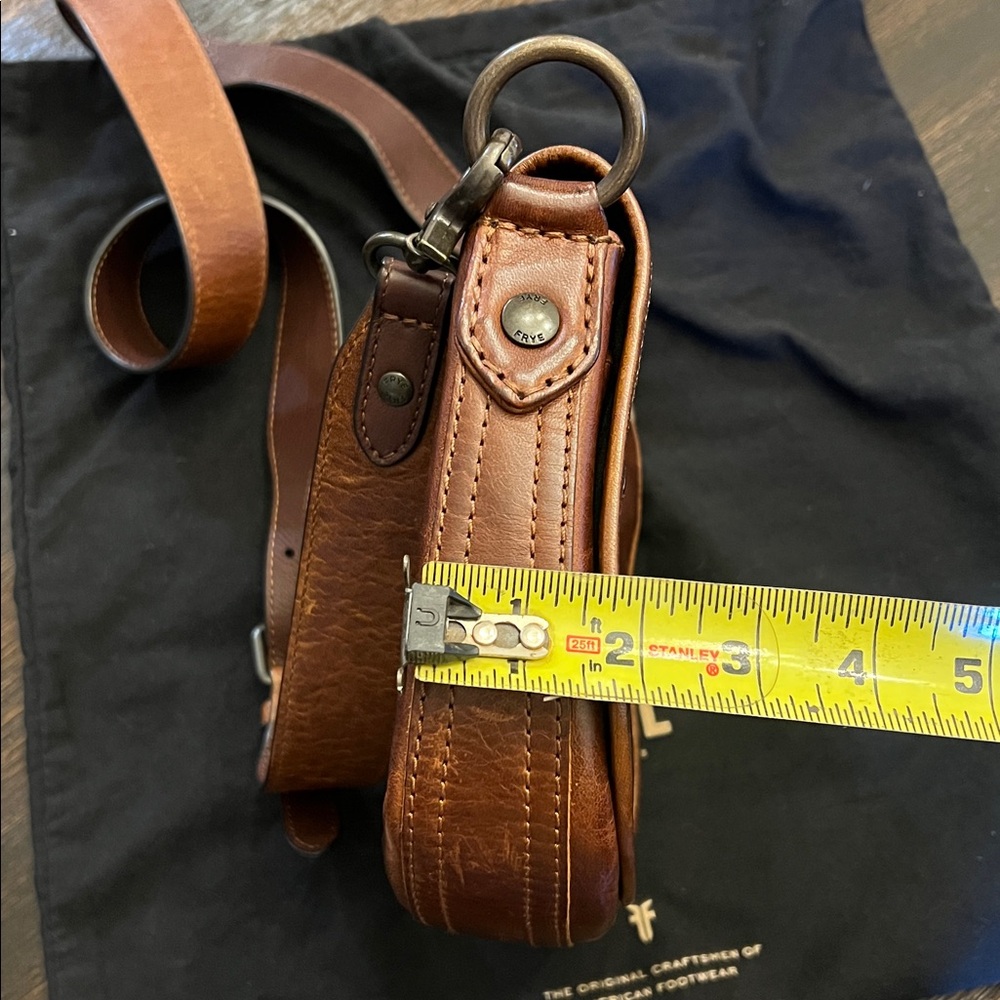 Frye Melissa Whipstitch Saddle Crossbody Bag in Cognac - Picture 12 of 12